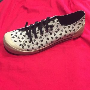 Arizona skull sneakers